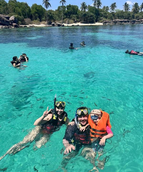 Hopping & Snorkeling du thuyền sang trọng Nautilus
